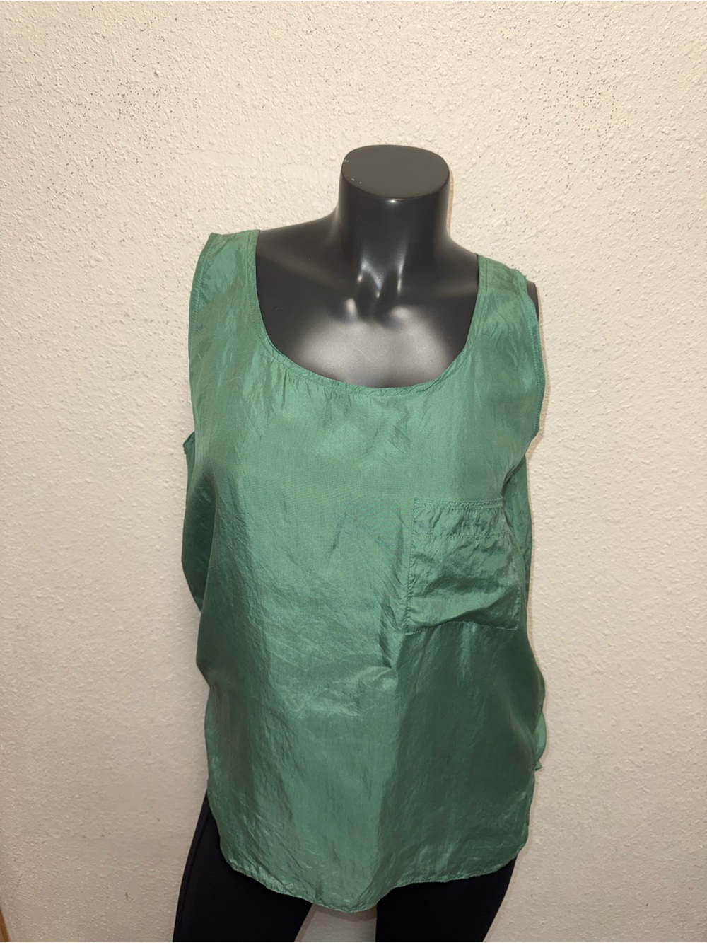 Forenza Emerald Green Sleeveless Pocket Tank Top